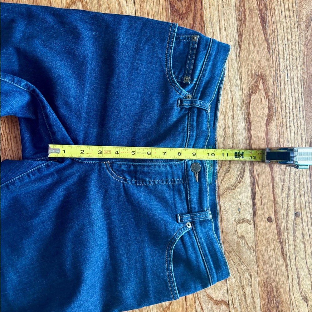 Lauren Ralph Lauren Women's Jeans in Dark Wash with Stretch - Picture 6 of 9